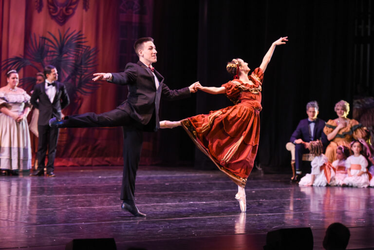 TBS-Nutcracker2019-GaryStonePhotography-DSC_1323