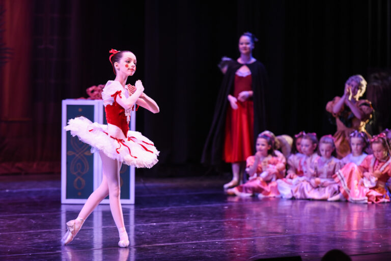 TBS-Nutcracker2019-GaryStonePhotography-DSC_1381